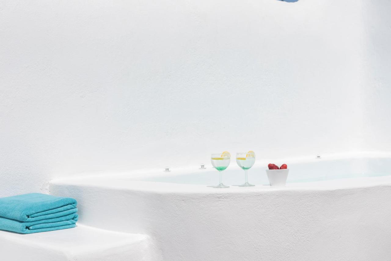 Вилла Santorini 180 Degrees Пиргос Экстерьер фото